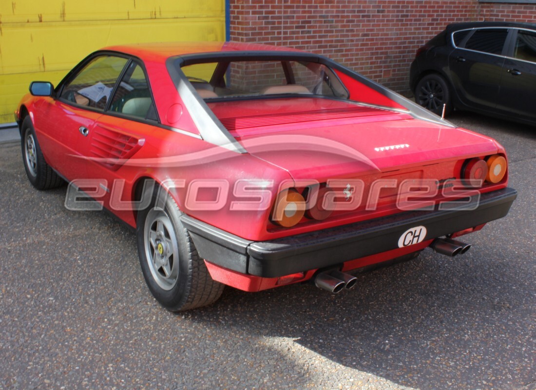 ferrari mondial 3.0 qv (1984) avec 56,204 kilomètres, en préparation pour le démantèlement #3