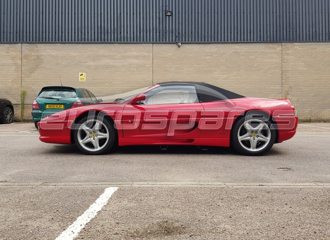 ferrari 355 (2.7 motronic) avec 28,735 miles, en préparation pour le démontage #2