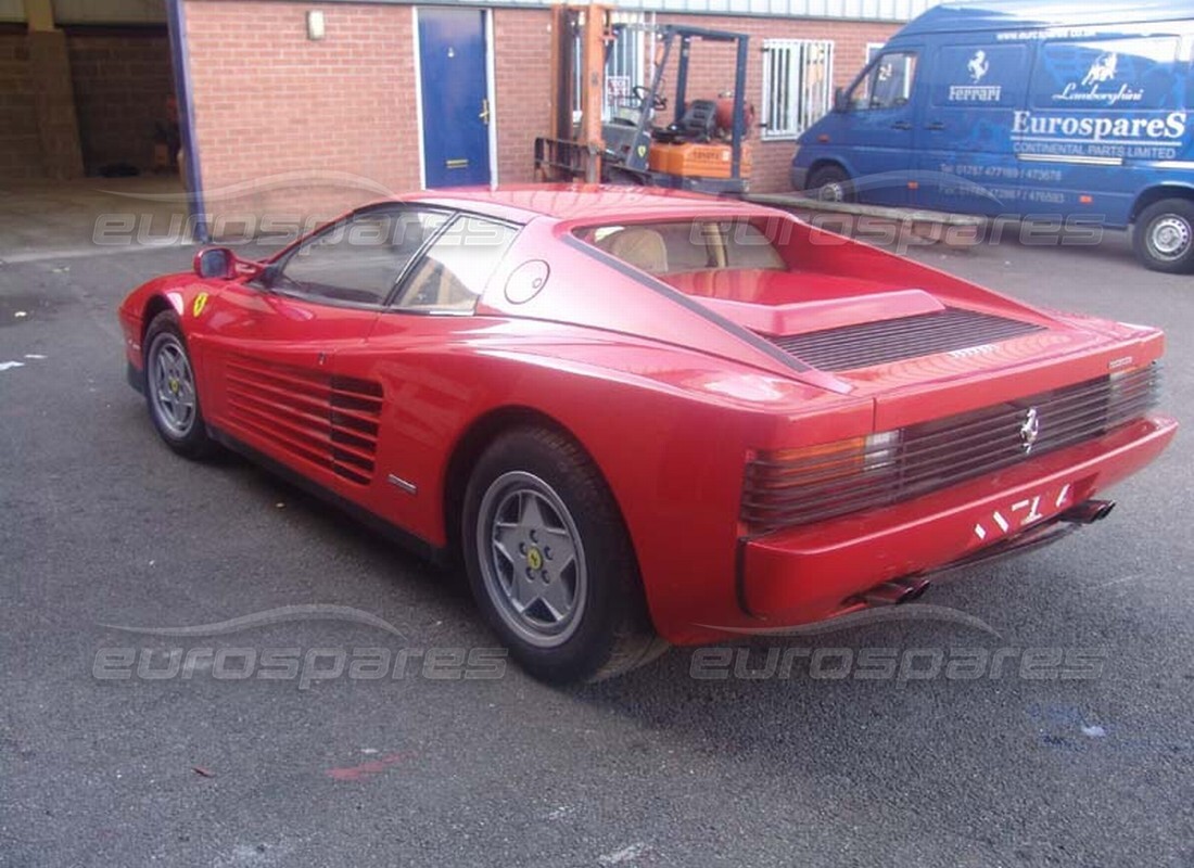 ferrari testarossa (1990) avec 13,021 miles, en préparation pour le démontage #2