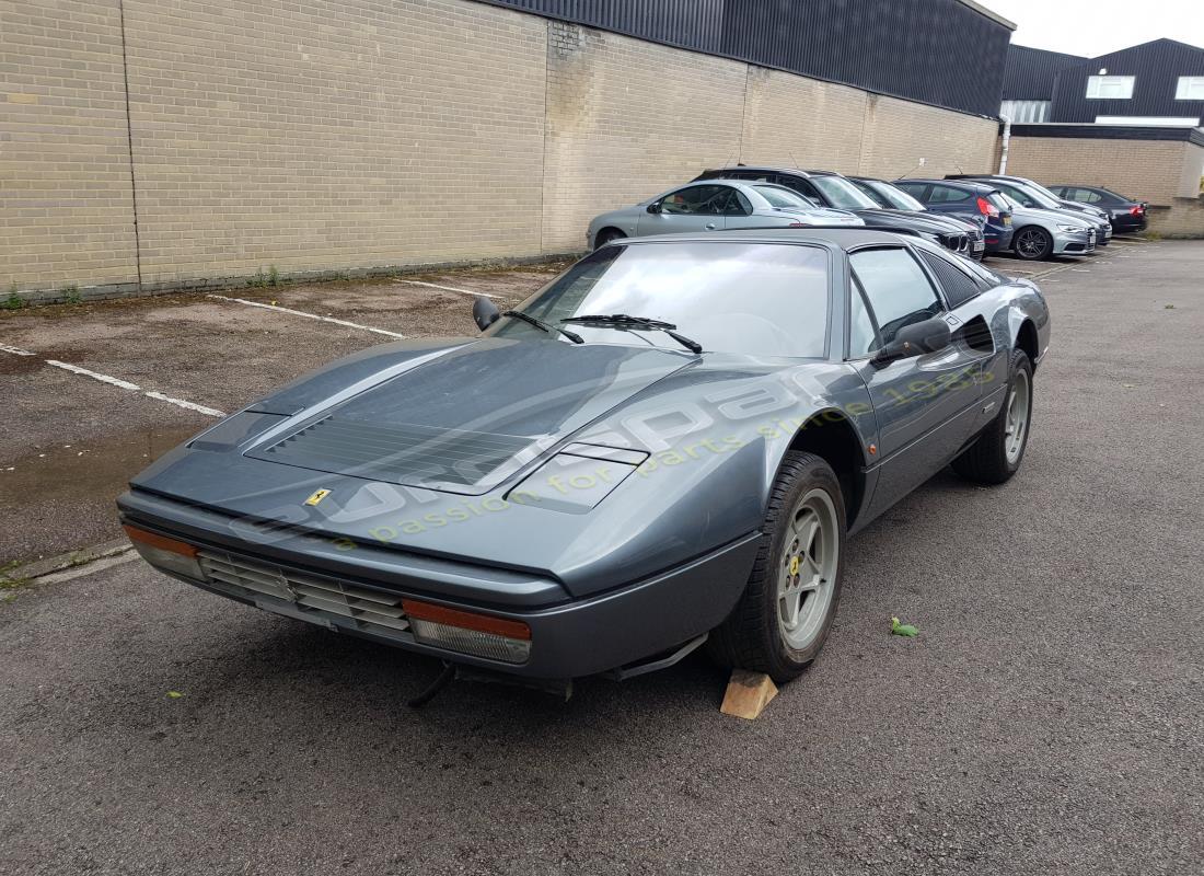 ferrari 328 (1985) en préparation pour démantèlement à eurospares