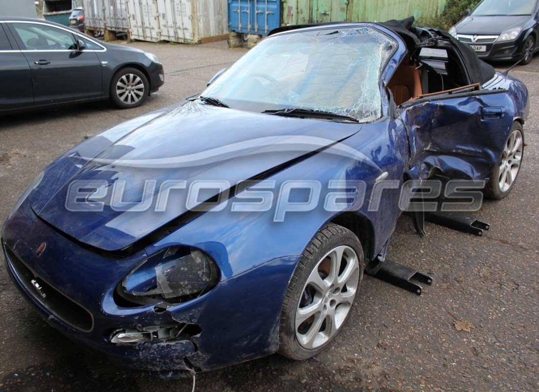 maserati 4200 spyder (2002) en préparation pour démantèlement à eurospares