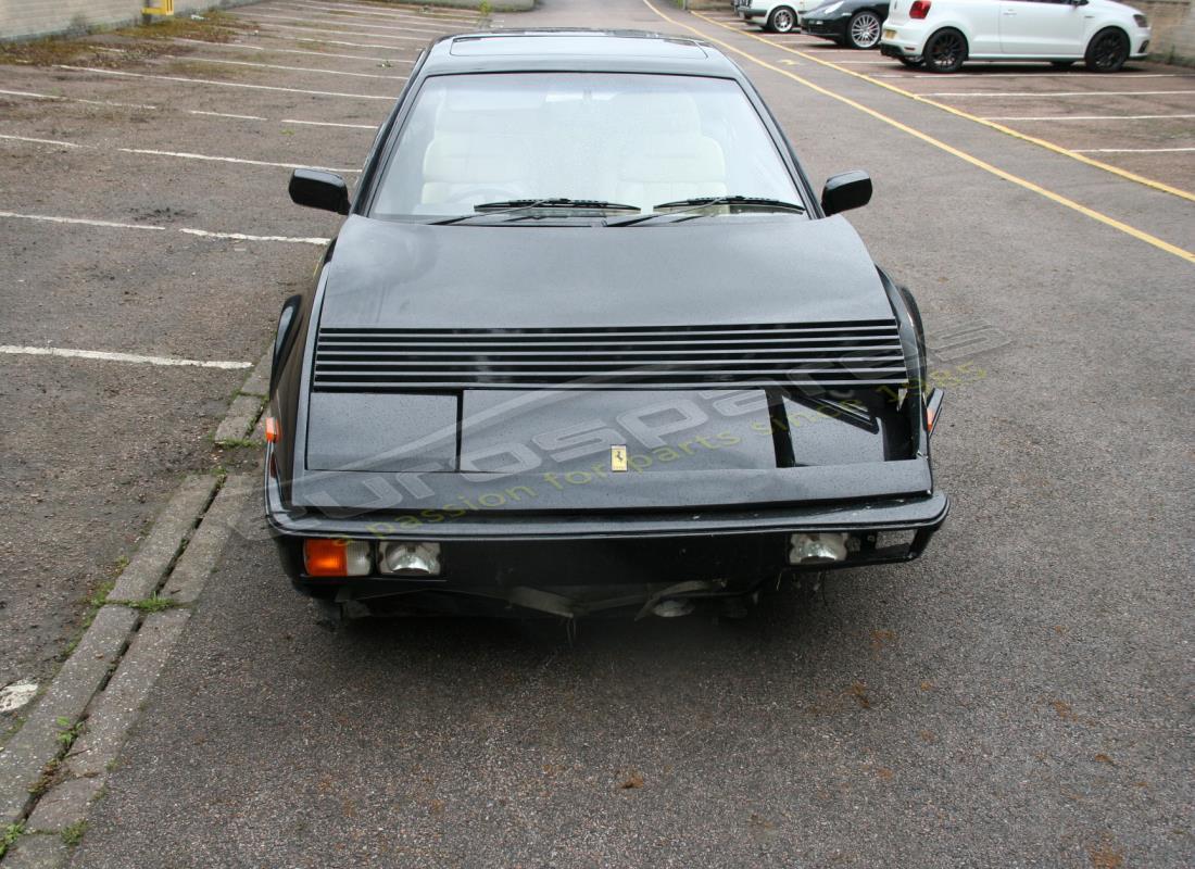 ferrari mondial 3.0 qv (1984) avec 53,437 miles, en préparation pour le démontage #8