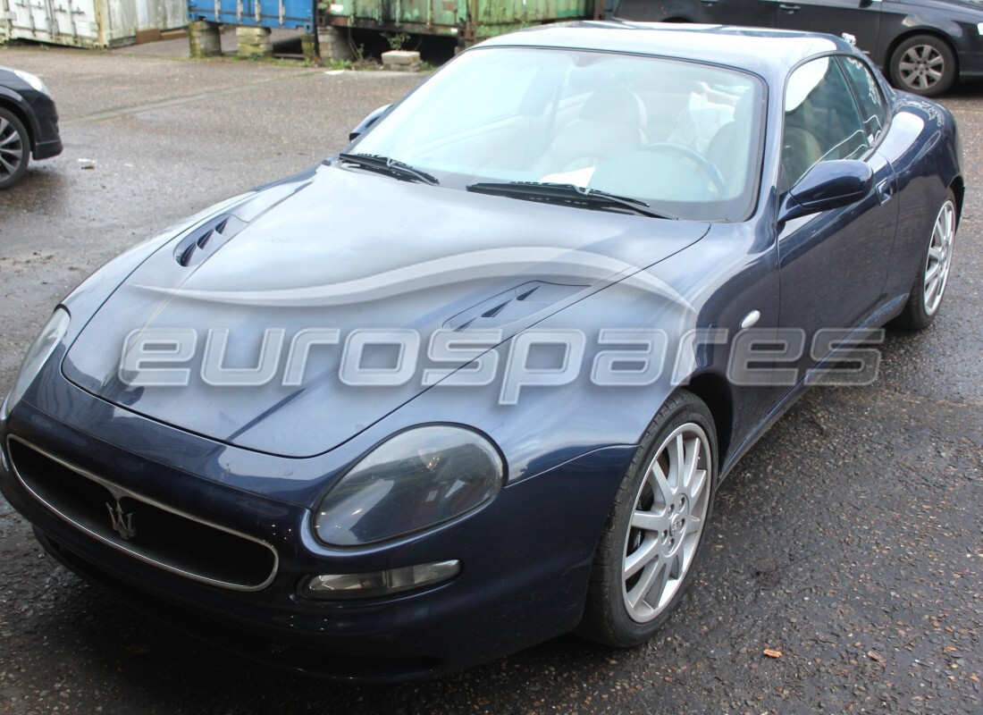 maserati 3200 gt/gta/assetto corsa en préparation pour démantèlement à eurospares