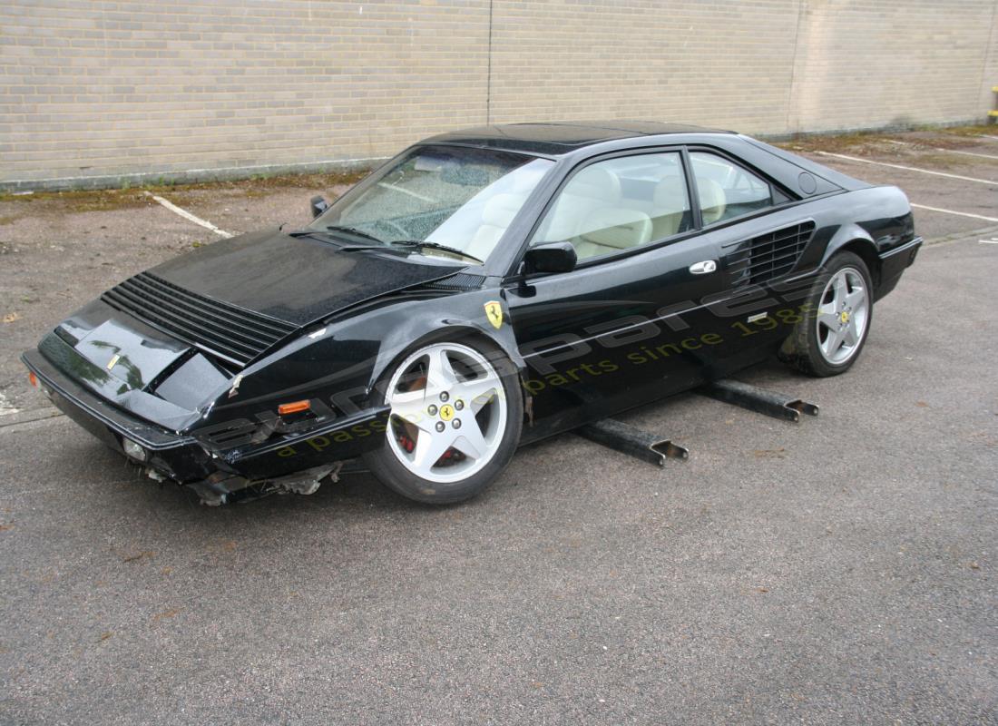 ferrari mondial 3.0 qv (1984) avec 53,437 miles, en préparation pour le démontage #1