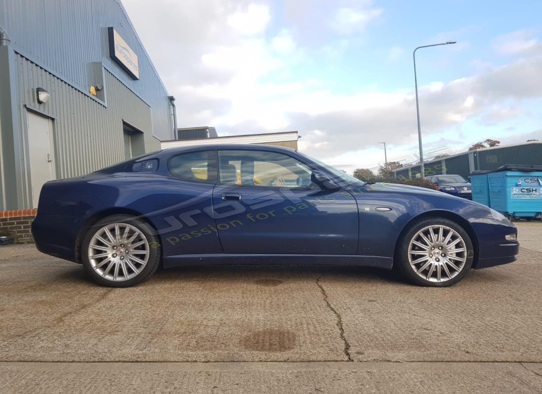 maserati 4200 coupe (2004) avec 47,000 kilomètres, en préparation pour le démantèlement #6