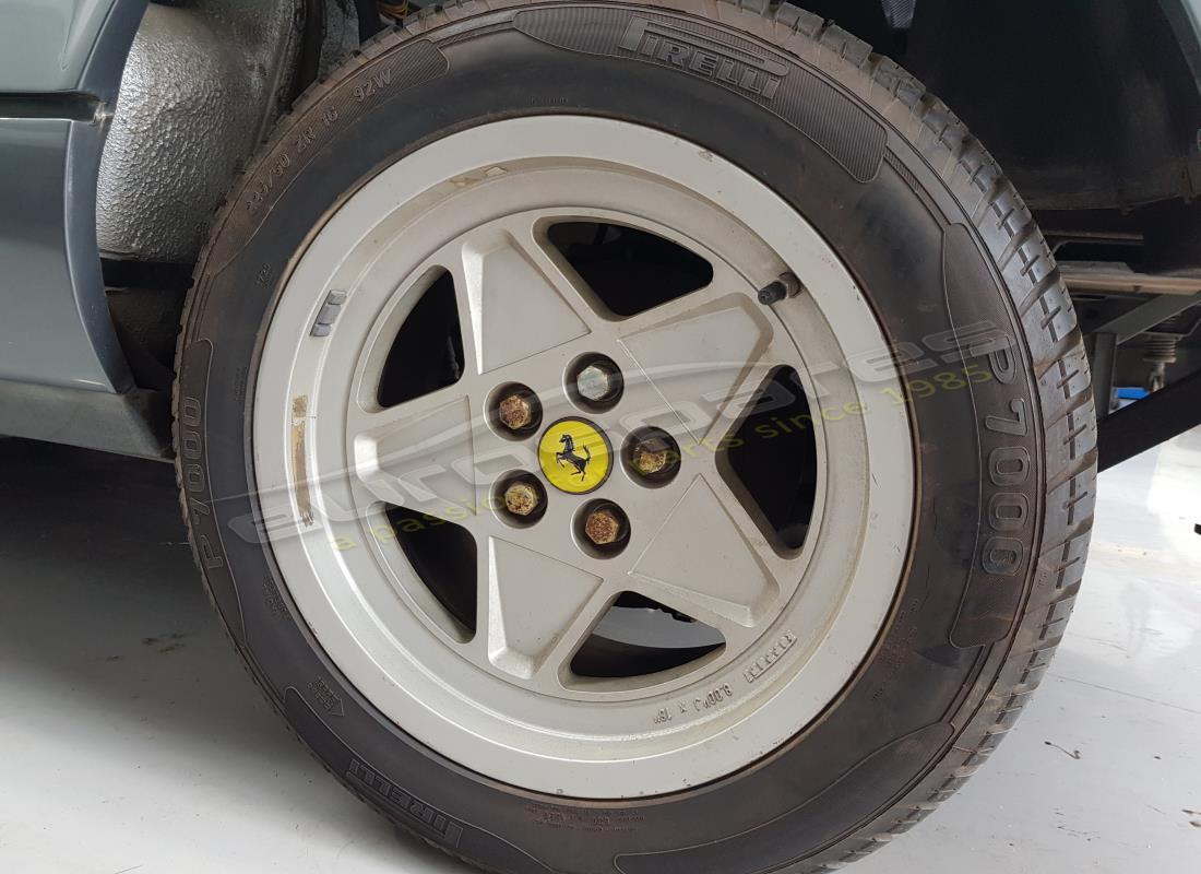 ferrari 328 (1985) avec 20,317 kilomètres, en préparation pour le démantèlement #14
