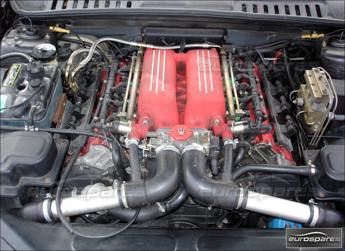 maserati qtp v8 (1998) avec 107,000 miles, en préparation pour le démontage #4