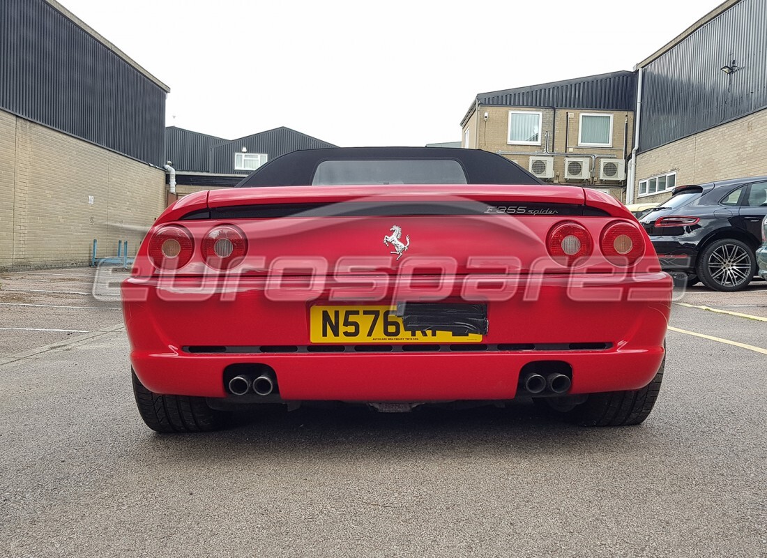 ferrari 355 (2.7 motronic) avec 28,735 miles, en préparation pour le démontage #8