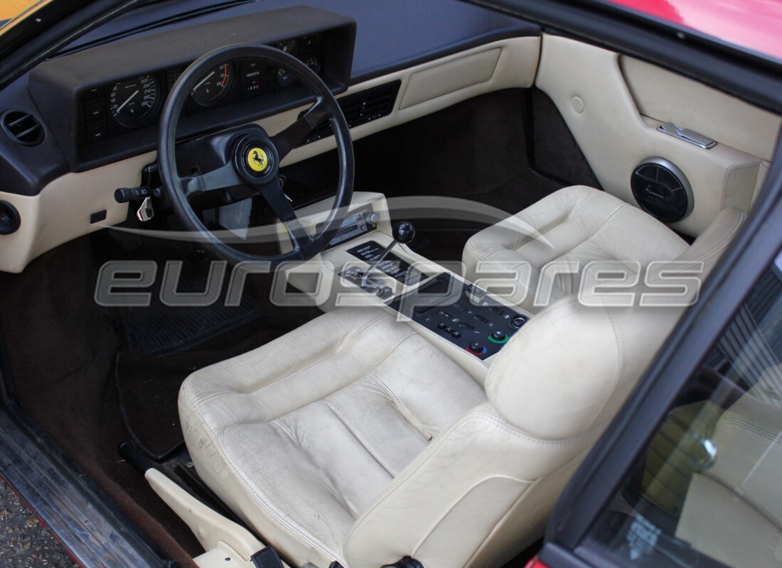 ferrari mondial 3.0 qv (1984) avec 56,204 kilomètres, en préparation pour le démantèlement #5