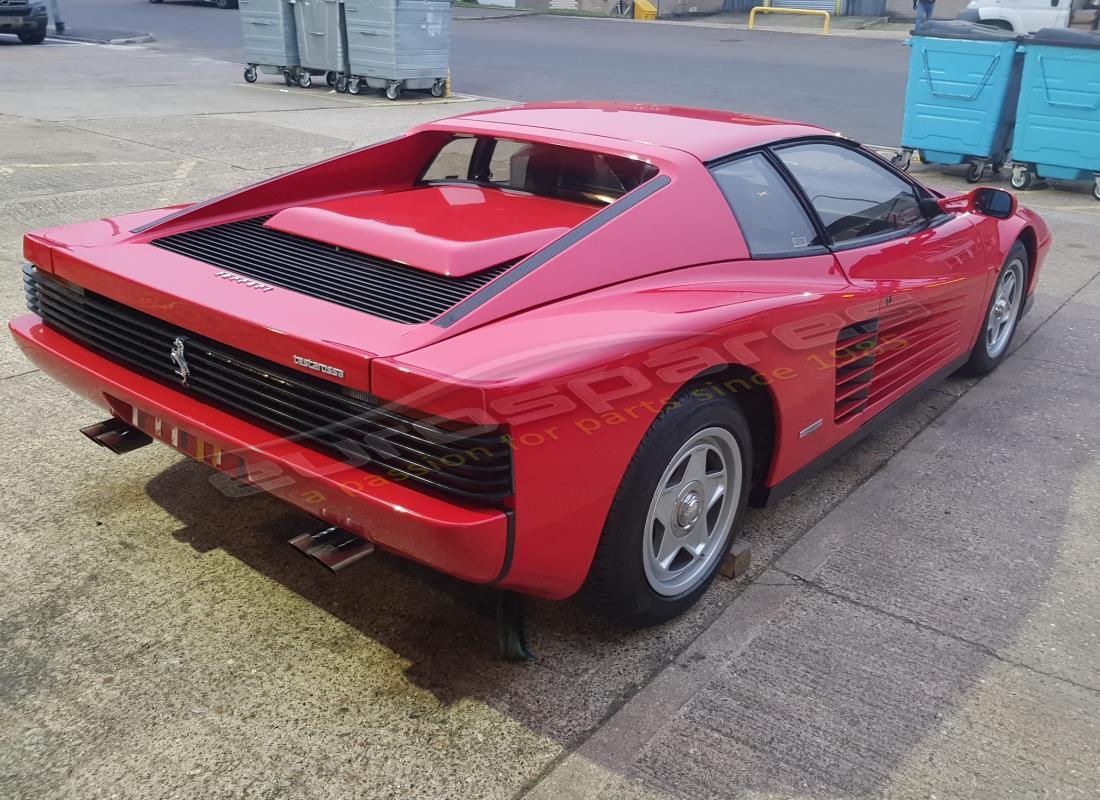 ferrari testarossa (1987) avec 33,436 kilomètres, en préparation pour le démantèlement #5