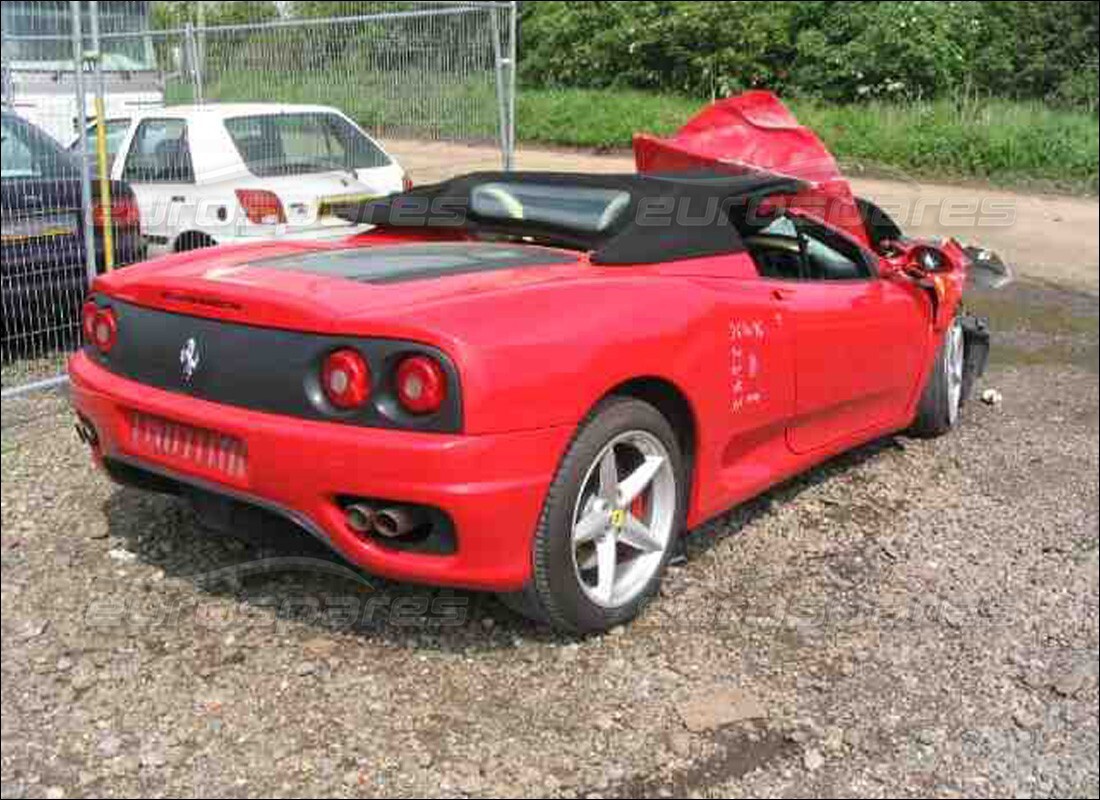 ferrari 360 spider avec 4,000 miles, en préparation pour le démontage #6