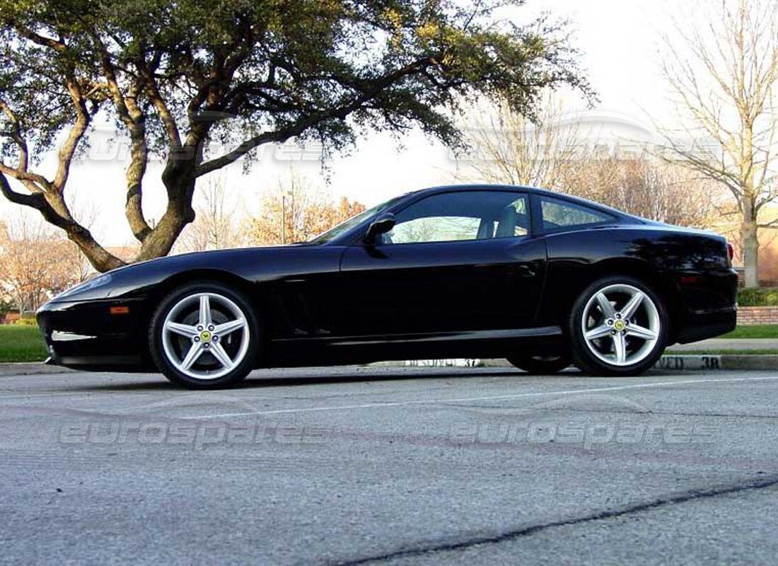 ferrari 575m maranello en préparation pour démantèlement à eurospares