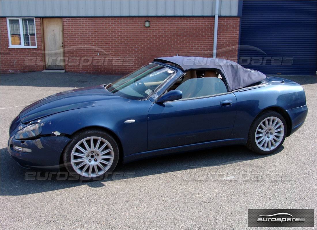 maserati 4200 spyder (2003) en préparation pour démantèlement à eurospares