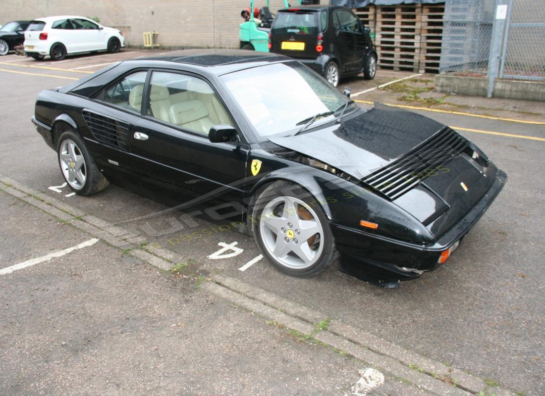 ferrari mondial 3.0 qv (1984) avec 53,437 miles, en préparation pour le démontage #7