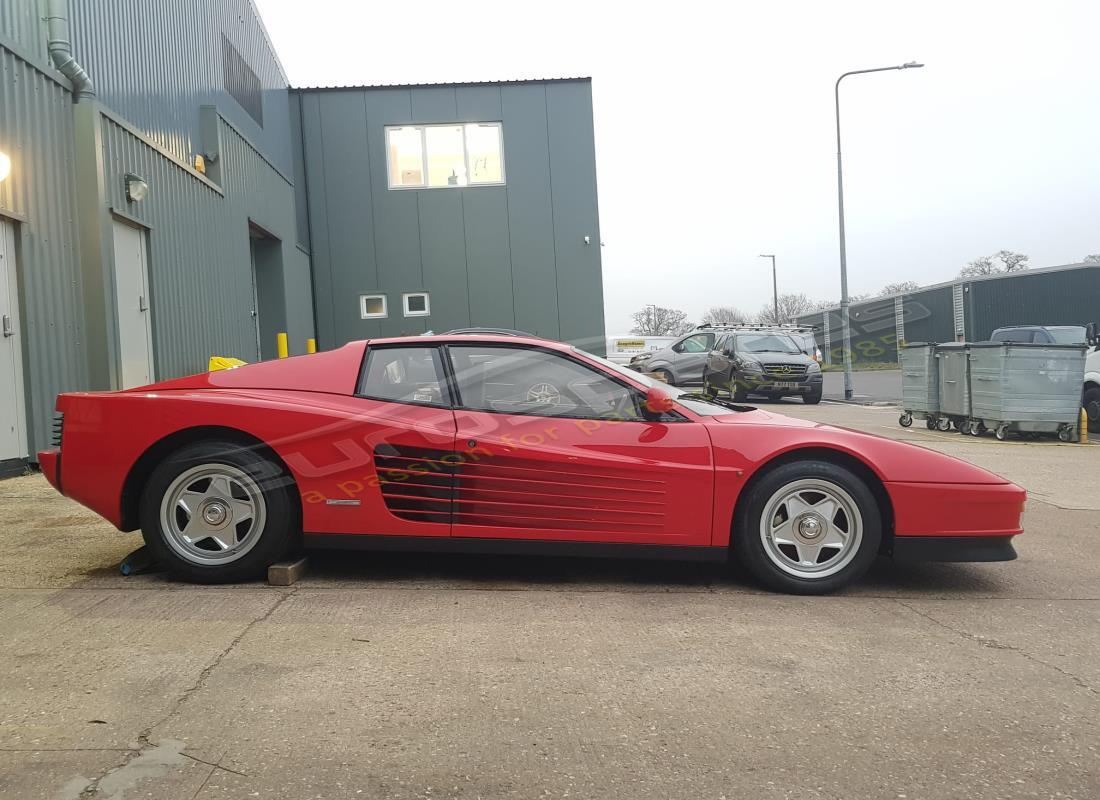 ferrari testarossa (1987) avec 33,436 kilomètres, en préparation pour le démantèlement #6