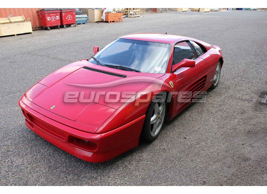 ferrari 348 (2.7 motronic) en préparation pour démantèlement à eurospares