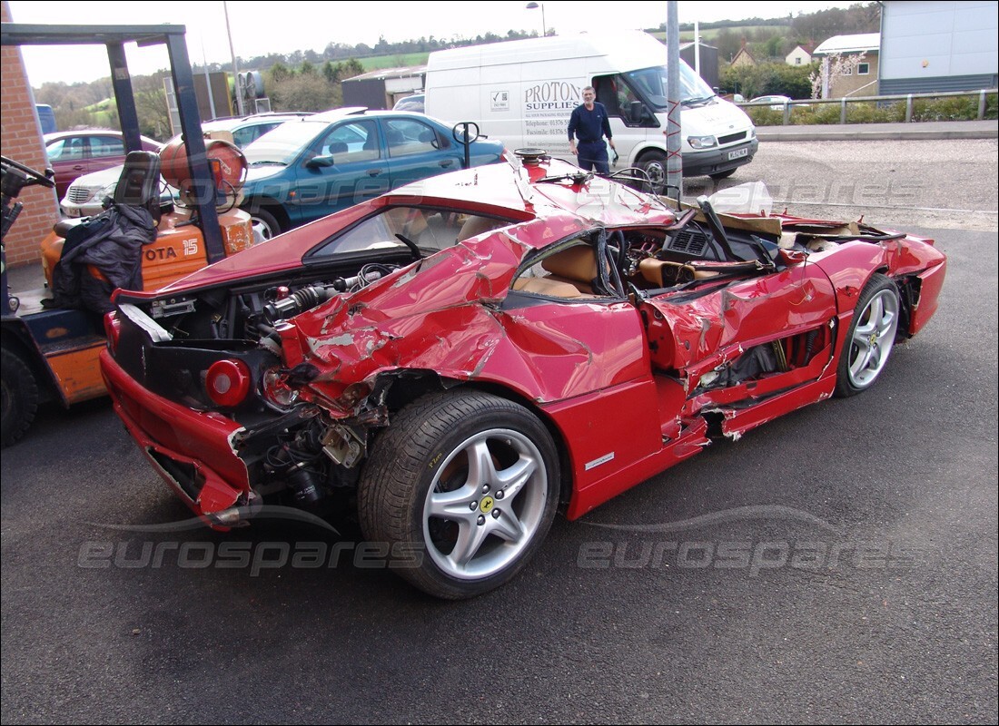 ferrari 355 (2.7 motronic) avec 22,000 miles, en préparation pour le démontage #6